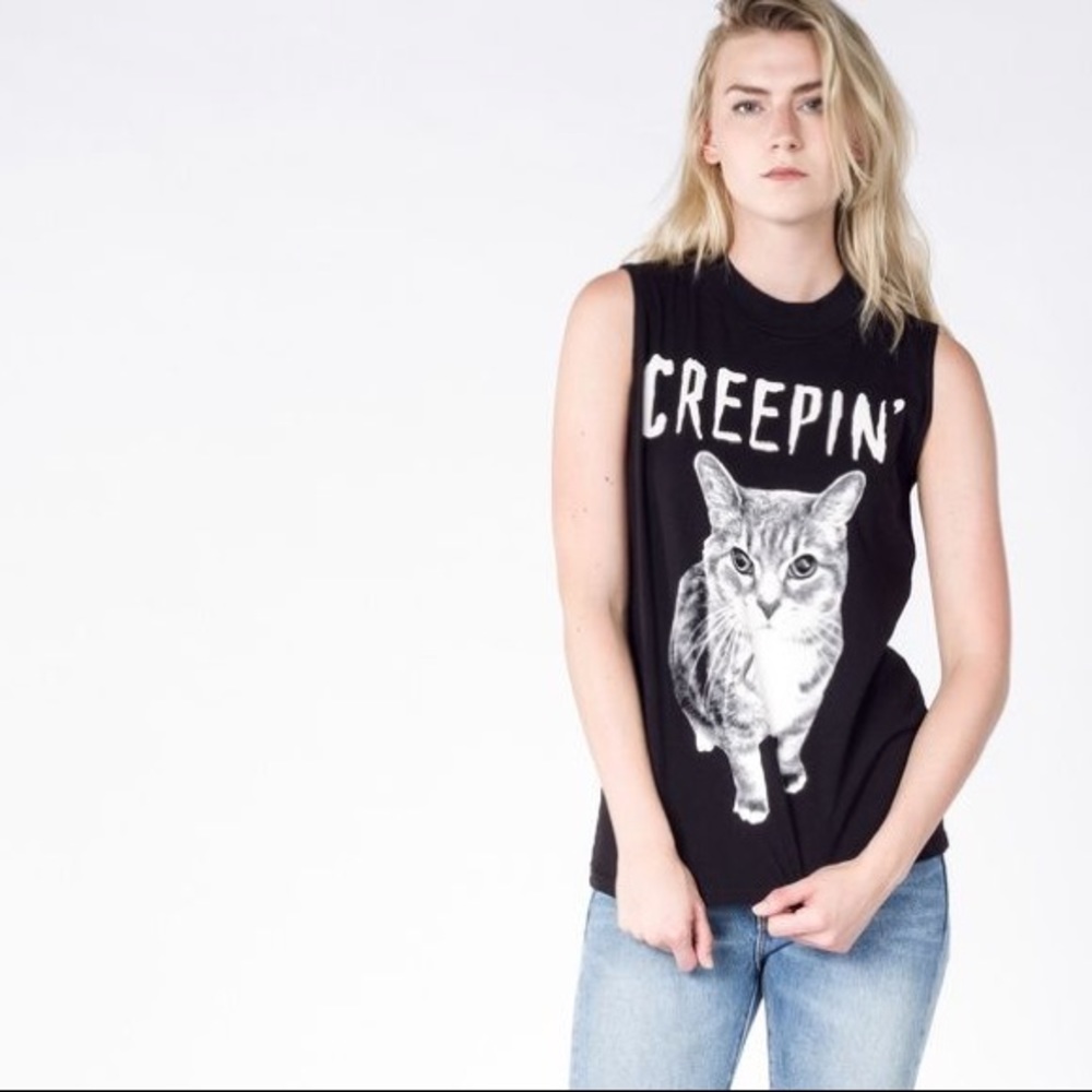 Hips and Hair Creeping Cotton Cat Tank M